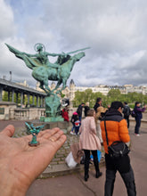 Charger l&#39;image dans la galerie, Statue la France renaissante (France reborn Paris)